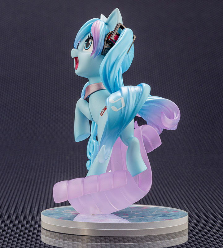 My Little Pony Bishoujo 1/7 Scale Pre-Painted Figure: Hatsune Miku image 16