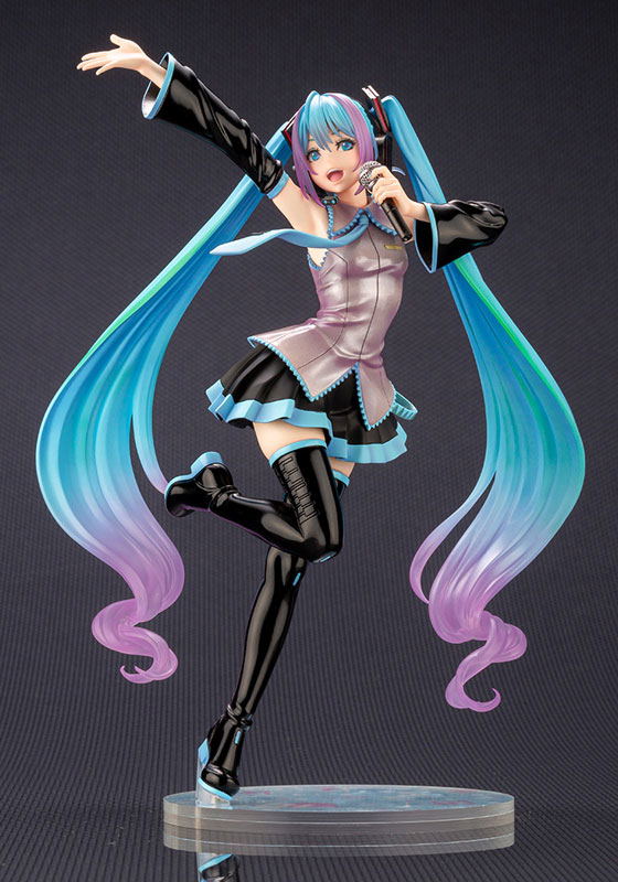 My Little Pony Bishoujo 1/7 Scale Pre-Painted Figure: Hatsune Miku image 3