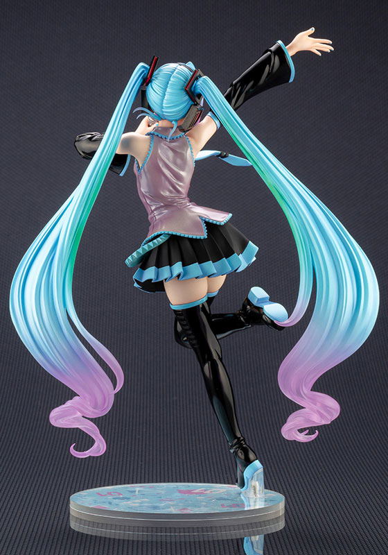 My Little Pony Bishoujo 1/7 Scale Pre-Painted Figure: Hatsune Miku image 6