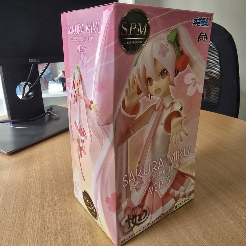 Piapro Characters Hatsune Miku SPM Figure: Sakura Miku Ver. 3 (Damaged Box) image 3