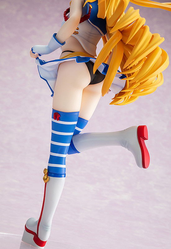 CA Works To Love Ru Darkness 1/7 Scale Pre-Painted Figure: Golden Darkness Breezy Seaside Ver. image 10