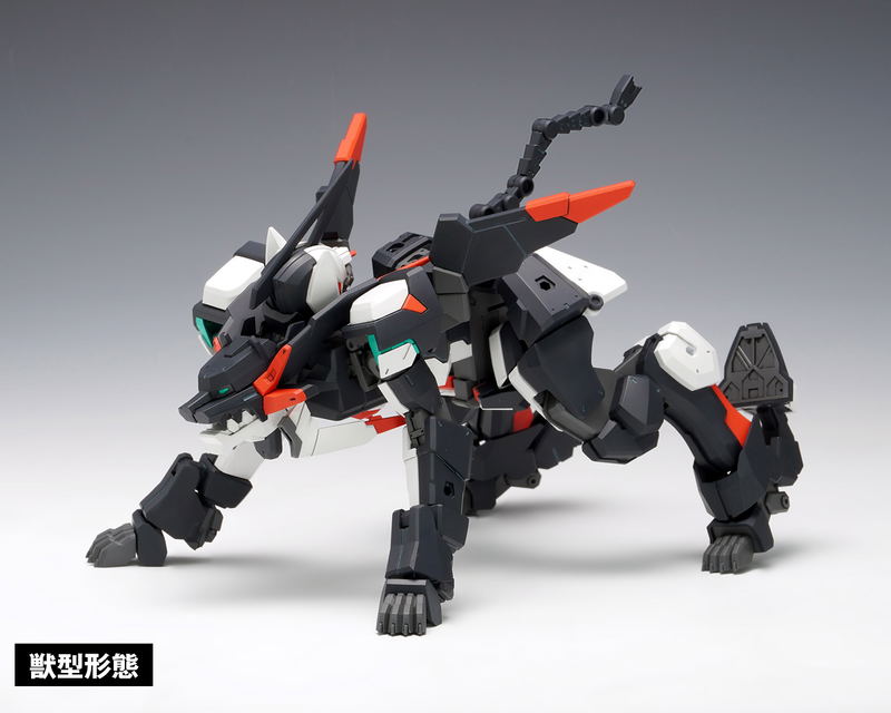 Code Beast 1/100 Scale Plastic Model Kit: Hundred Edge image 5