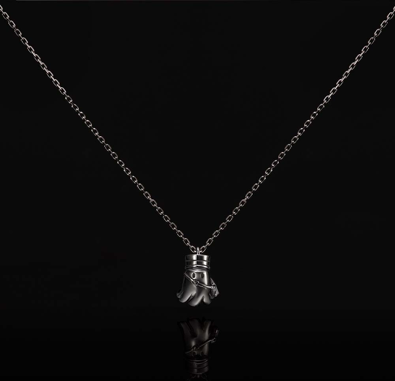 NieR Reincarnation Transporter Silver Necklace image 1