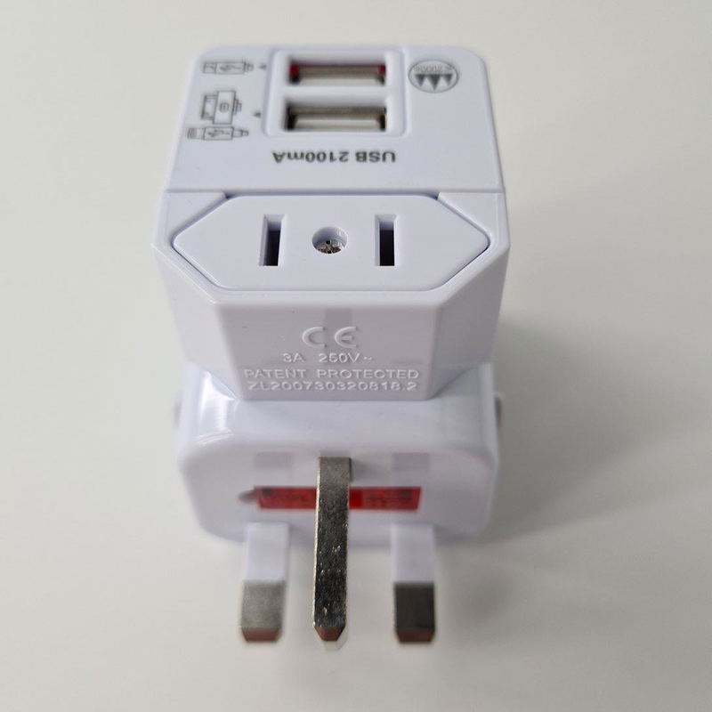 Playasia USB Travel Power Adapter (US/EU/UK/AU plug) image 5