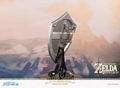 The Legend of Zelda Breath of the Wild PVC Painted Statue: Hylian Shield [Collector's Edition] thumbnail 45
