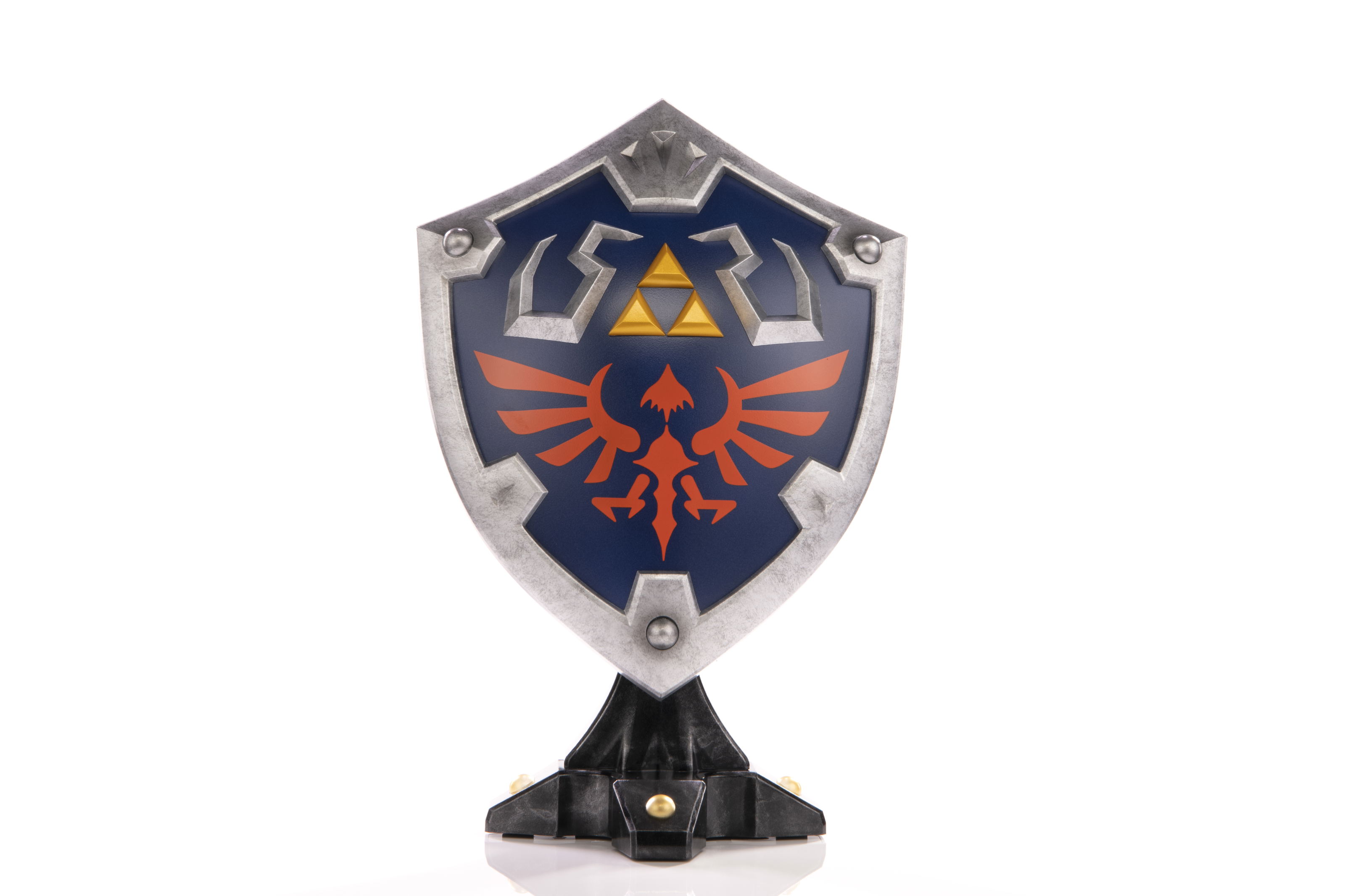 The Legend of Zelda Breath of the Wild PVC Painted Statue: Hylian Shield [Standard Edition] — Import Game Deal