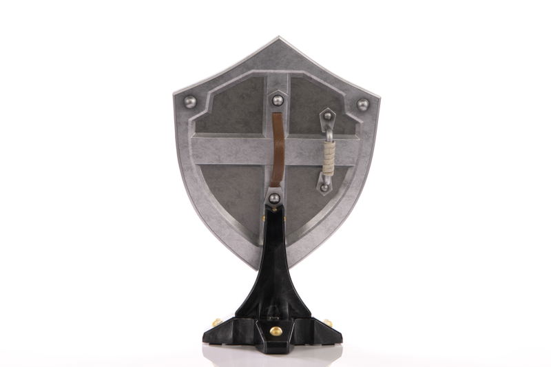 The Legend of Zelda Breath of the Wild PVC Painted Statue: Hylian Shield [Standard Edition] image 5