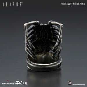 Alien - Face Hugger Silver Ring (Size 16)_