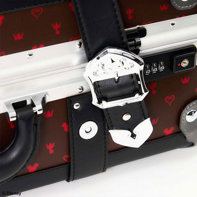 Kingdom Hearts III Trunk Case: King Mickey image 4