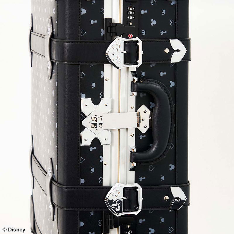 Kingdom Hearts III Trunk Case: Sora image 3