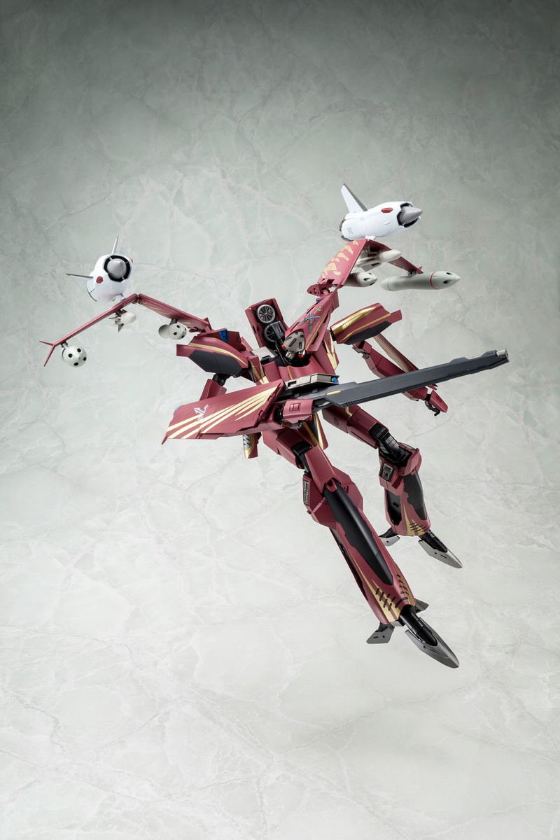 Macross Zero 1/60 Scale Pre-Painted Figure: Perfect Trance SV-51 Gamma Nora Polyansky Model Final Battle Ver. (Re-run) image 11