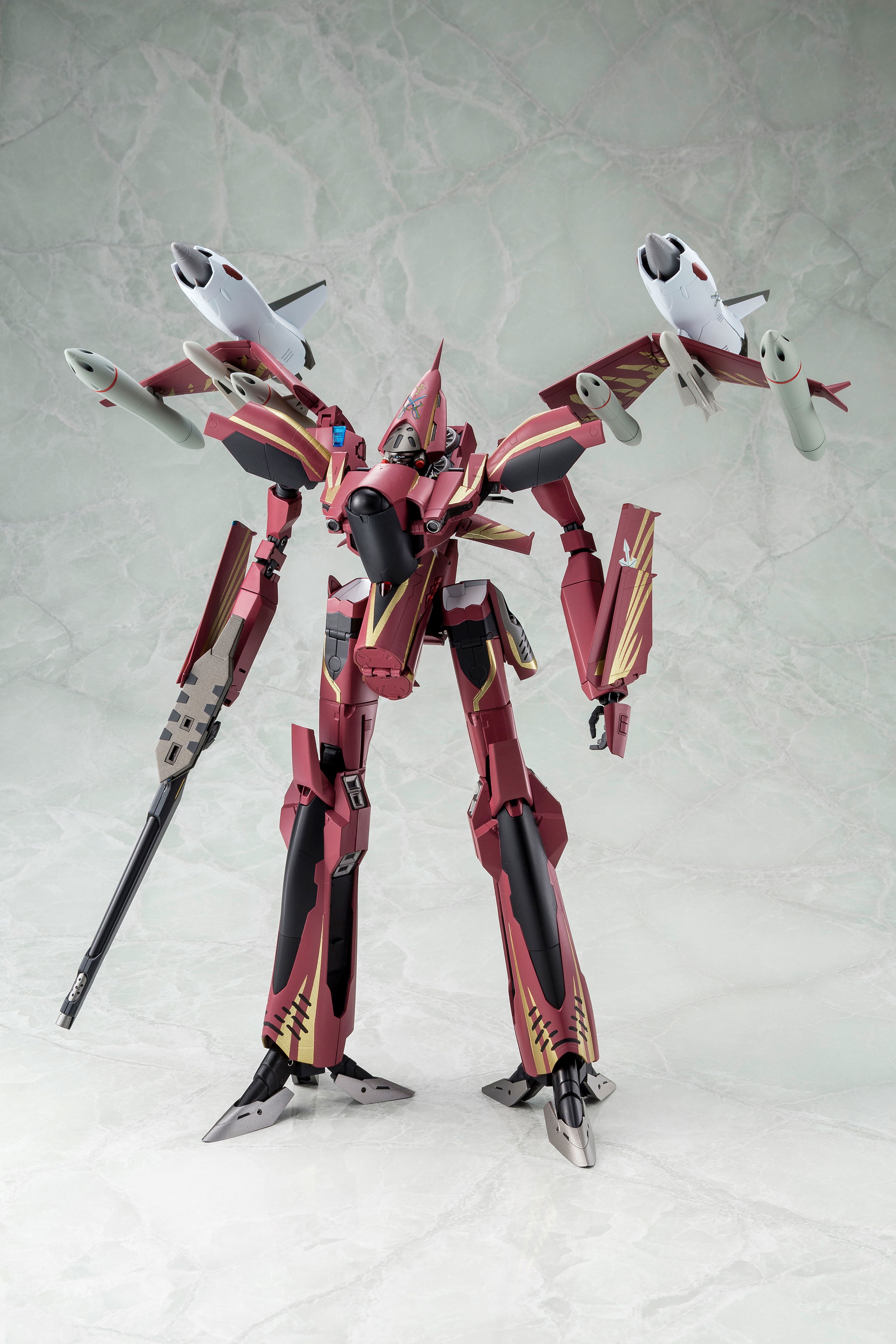 Macross Zero 1/60 Scale Pre-Painted Figure: Perfect Trance SV-51