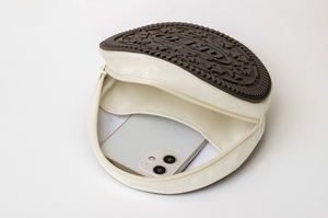 Oreo Cookie-shaped Pouch Book_