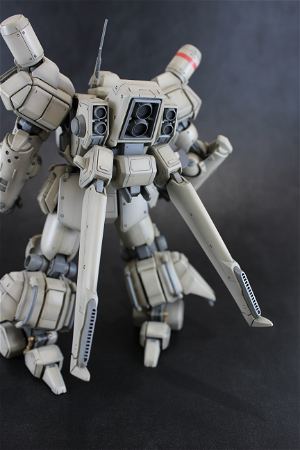 Assault Suit Leynos 1/35 Scale Plastic Model Kit: AS-5E3 Leynos (Player Type) Renewal Ver. (Re-run)