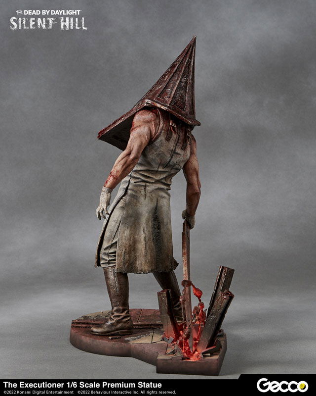 Silent Hill x Dead by Daylight 1/6 Scale Premium Statue: The Executioner image 3