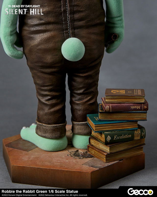 Silent Hill x Dead by Daylight 1/6 Scale Pre-Painted Statue: Robbie The Rabbit Green image 12