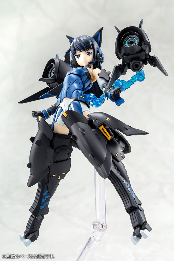 Megami Device x Alice Gear Aegis Plastic Model Kit: Mutsumi Koashi image 8