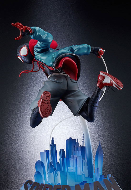 Spider-Man Into the Spider-Verse 1/6 Scale Pre-Painted Figure: Miles Morales Awakening [GSC Online Shop Exclusive Ver.] image 3