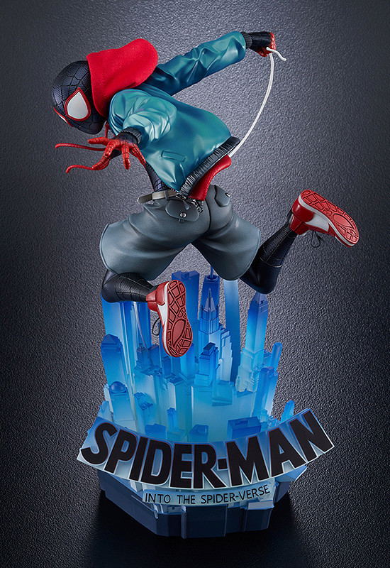 Spider-Man Into the Spider-Verse 1/6 Scale Pre-Painted Figure: Miles Morales Awakening [GSC Online Shop Exclusive Ver.] image 5