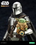 ARTFX+ Star Wars The Mandalorian 1/10 Scale Pre-Painted Figure: Mandalorian & Grogu with Beskar Staff thumbnail 10