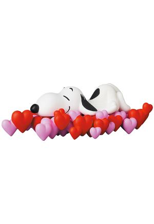 Ultra Detail Figure Peanuts Series 13: Full of Heart Snoopy