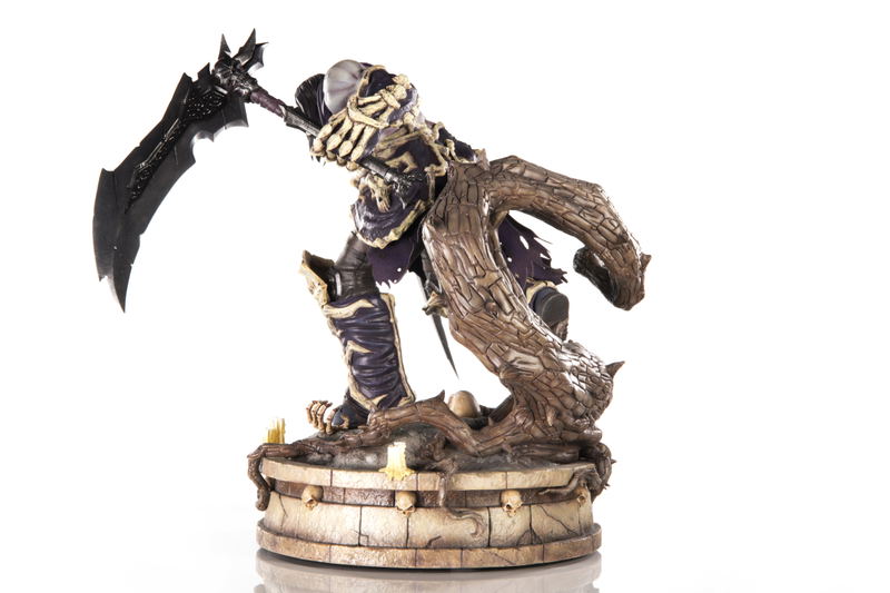 Darksiders Resin Painted Statue: Death [Standard Edition] image 4