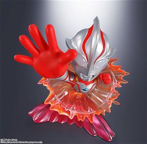 Tamashii Nations Box Ultraman Artlized -Here It Comes! Our Ultraman- (Set of 8 Pieces)