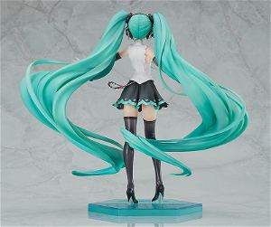 Piapro Characters 1/8 Scale Pre-Painted Figure: Hatsune Miku NT