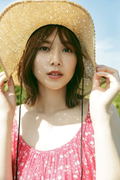 Sakurazaka46 Risa Watanabe Graduation Memorial Book The Moment You Want To Hug thumbnail 2