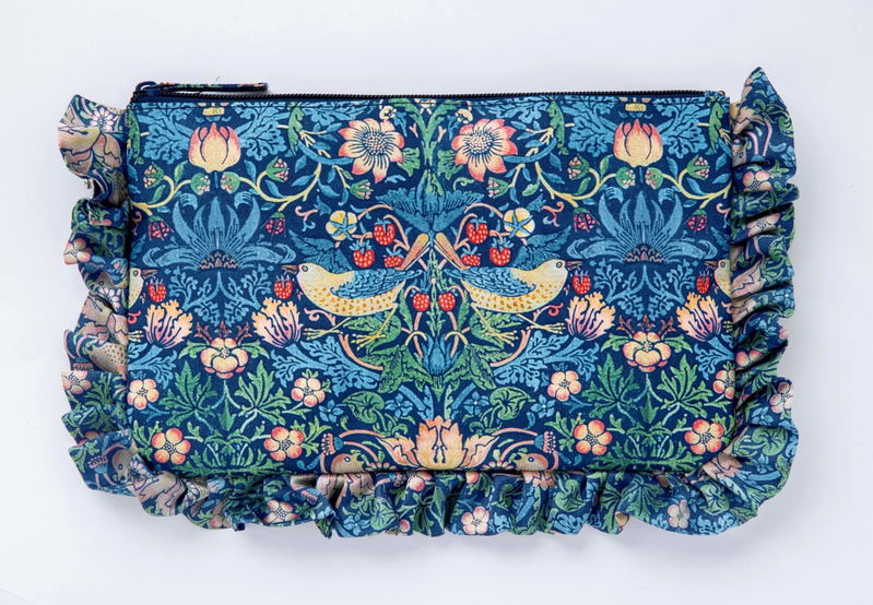 William Morris Interior Tote And Pouch Book image 10