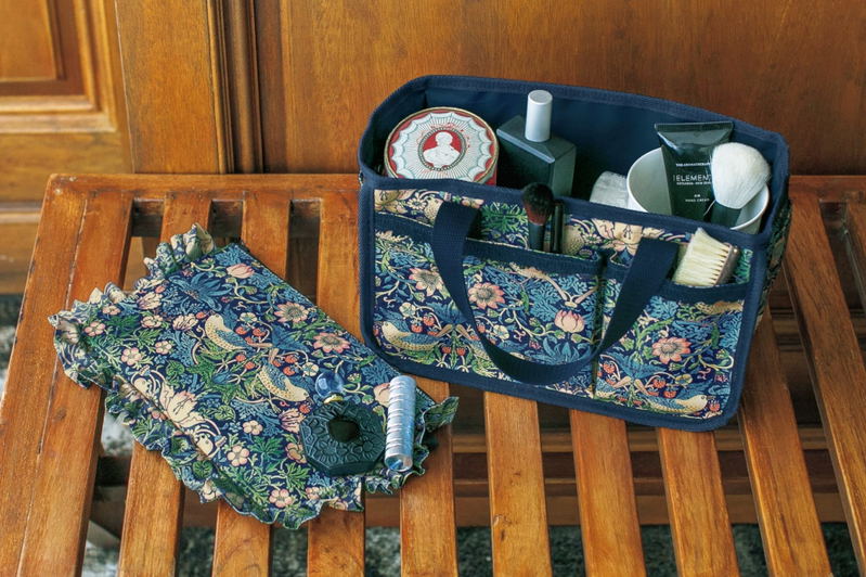 William Morris Interior Tote And Pouch Book image 11
