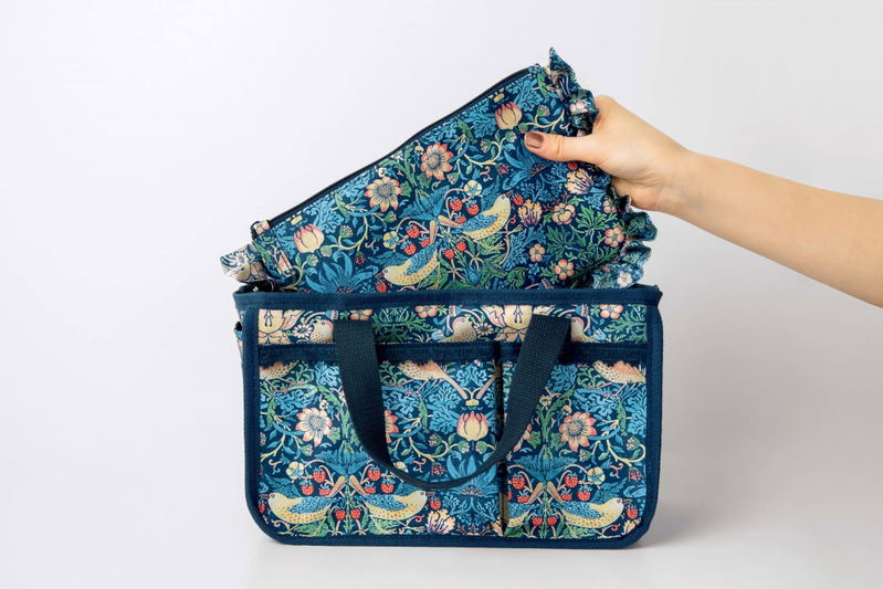 William Morris Interior Tote And Pouch Book image 9