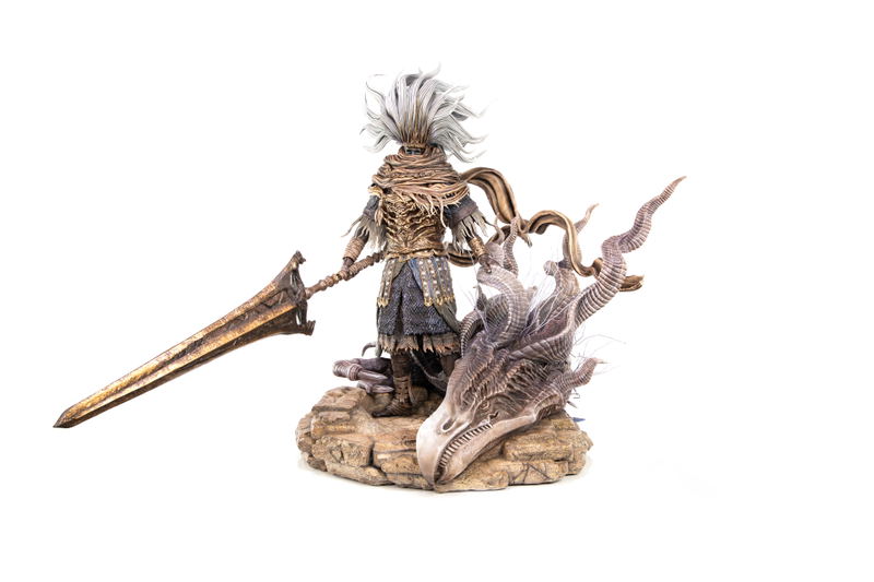 Dark Souls III Resin Painted Statue: Nameless King [Standard Edition] image 1