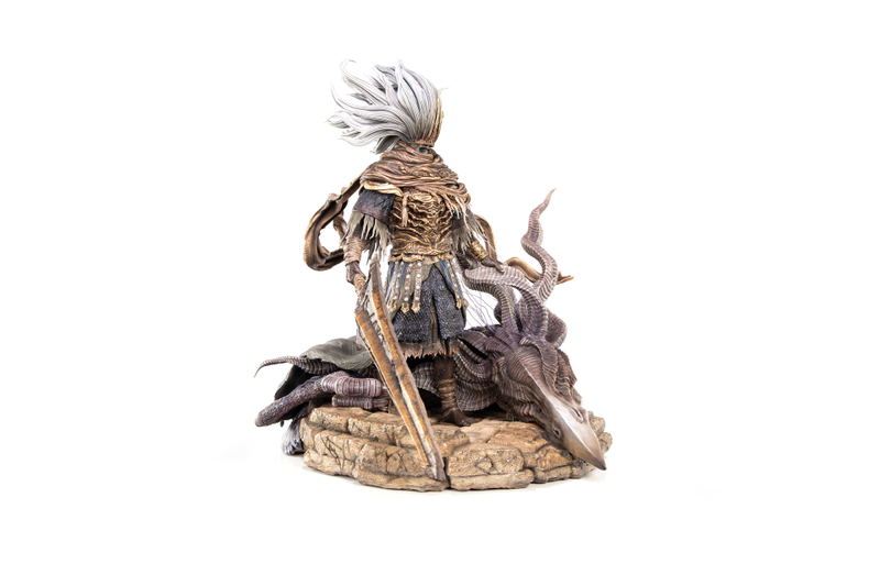 Dark Souls III Resin Painted Statue: Nameless King [Standard Edition] image 2