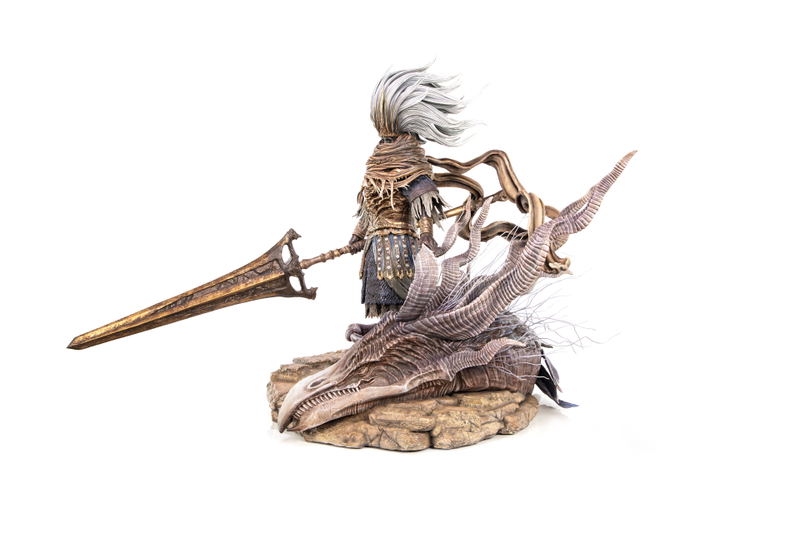 Dark Souls III Resin Painted Statue: Nameless King [Standard Edition] image 4