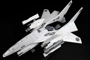 Silpheed 1/100 Scale Plastic Model Kit: SA-77 Silpheed Lancer Type Convertible Kit