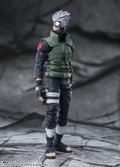 S.H.Figuarts Naruto Shippuden: Kakashi Hatake -Yuumei Todoroku Sharingan no Eiyuu- thumbnail 3