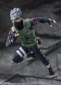 S.H.Figuarts Naruto Shippuden: Kakashi Hatake -Yuumei Todoroku Sharingan no Eiyuu- thumbnail 8