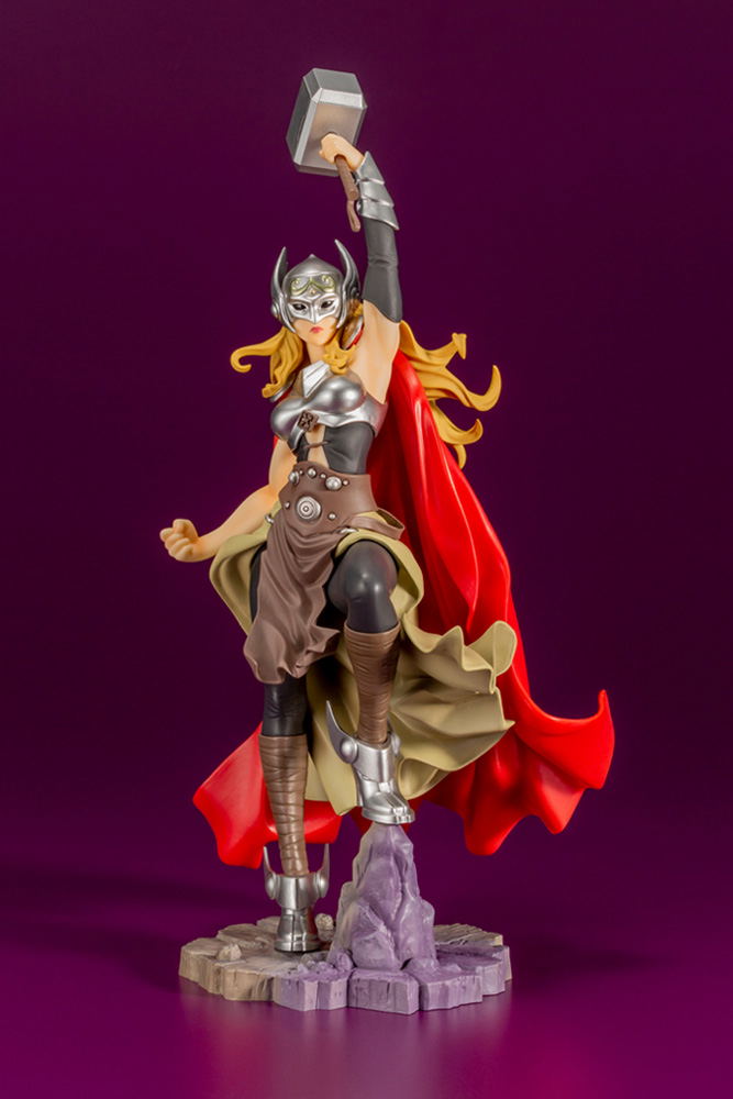 Marvel Bishoujo Marvel Universe 1/7 Scale Pre-Painted Figure: Thor (Jane Foster) image 2