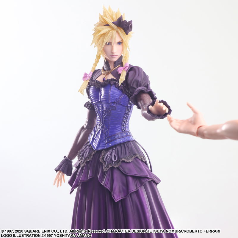 Final Fantasy VII Remake Play Arts Kai: Cloud Strife Dress Ver. image 10
