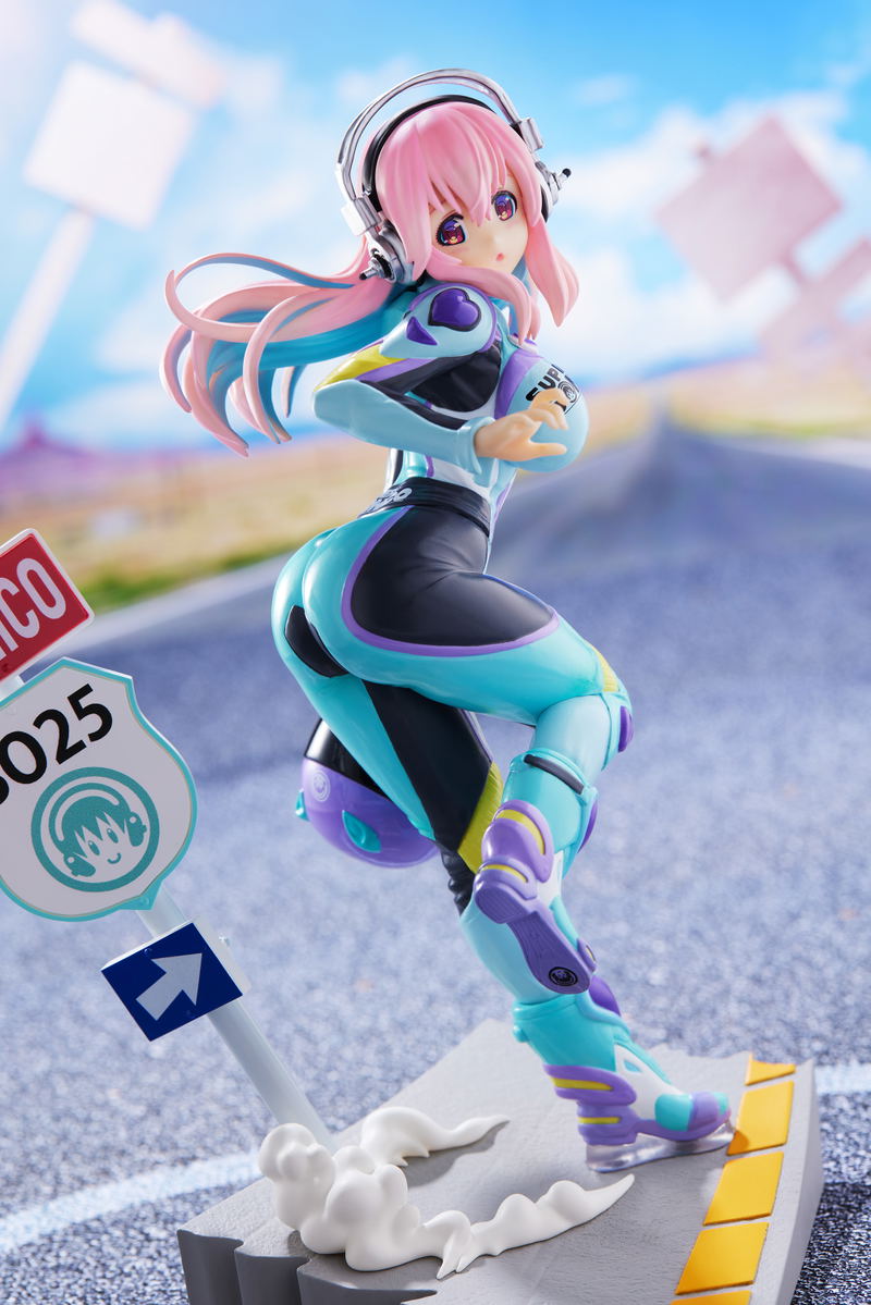 Super Sonico Pre-Painted Figure: Sonico image 10