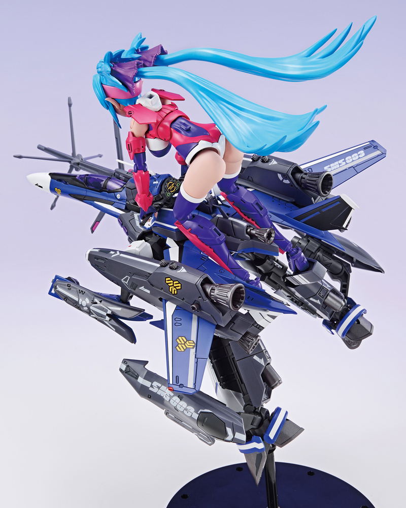 ACKS V.F.G. Macross Frontier Plastic Model Kit: VF-25G Super Messiah Klan Klang (Re-run) image 5
