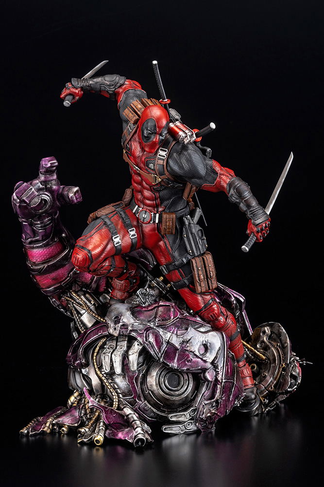 Marvel Universe Deadpool 1/6 Scale Fine Art Statue Signature Series: Deadpool Feat. Kucharek Brothers image 15