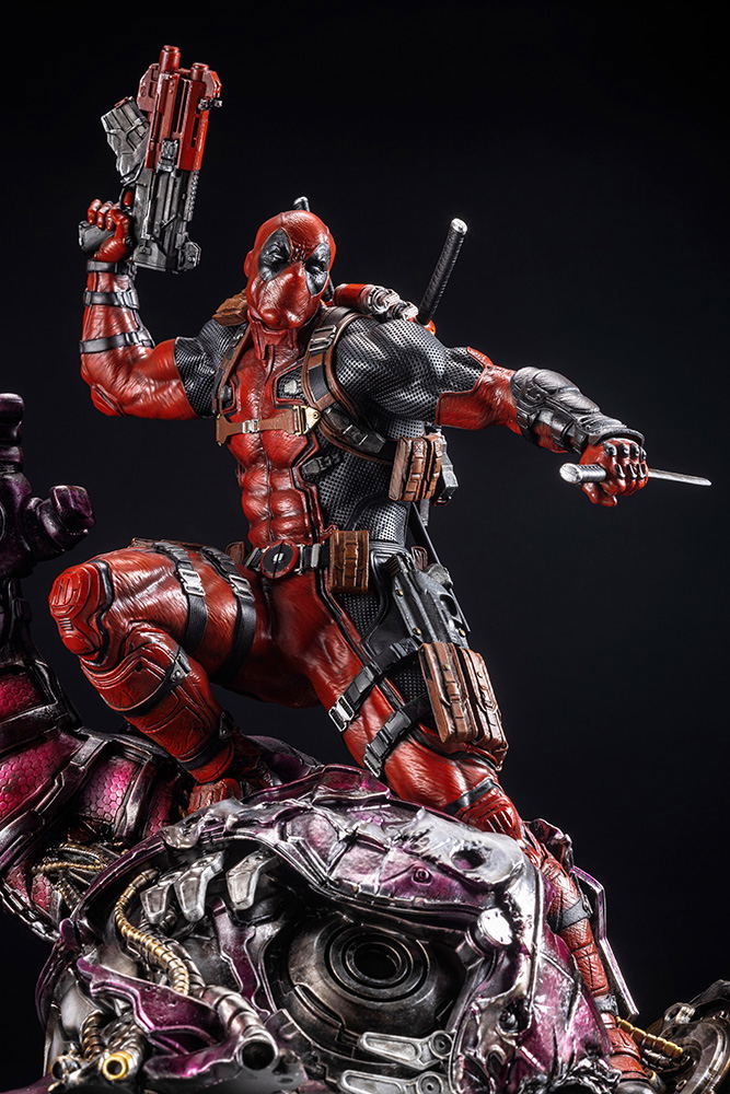 Marvel Universe Deadpool 1/6 Scale Fine Art Statue Signature Series: Deadpool Feat. Kucharek Brothers image 18