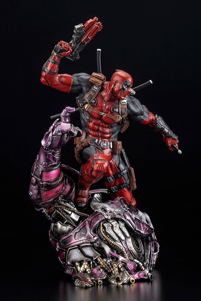 Marvel Universe Deadpool 1/6 Scale Fine Art Statue Signature Series: Deadpool Feat. Kucharek Brothers image 8