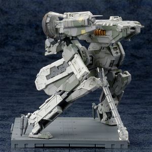 Metal Gear Solid 4 Guns of the Patriots 1/100 Scale Plastic Model Kit: Metal Gear Rex Metal Gear Solid 4 Ver. (Re-run)
