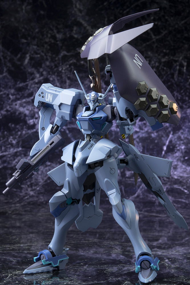 Muv-Luv Alternative 1/144 Scale Plastic Model Kit: Shiranui Isumi Valkyries image 4