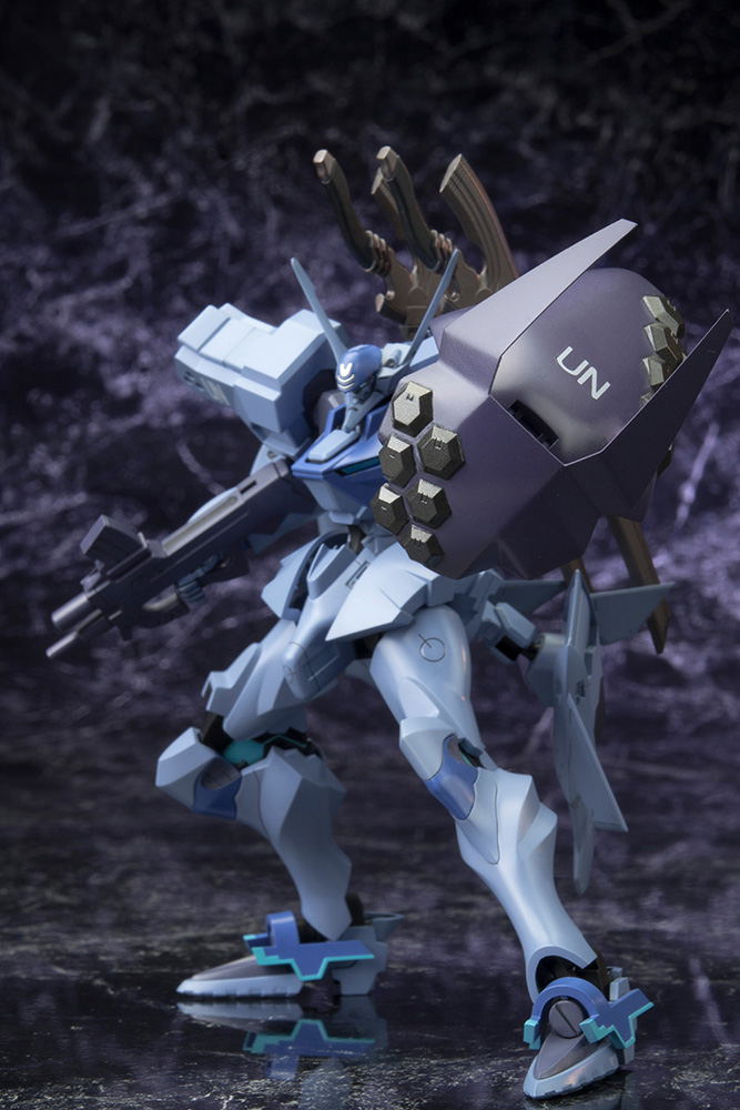Muv-Luv Alternative 1/144 Scale Plastic Model Kit: Shiranui Isumi Valkyries image 8