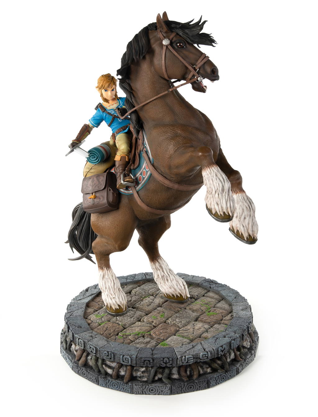 The Legend of Zelda Breath of the Wild Resin Painted Statue: Link on ...