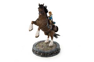 The Legend of Zelda Breath of the Wild Resin Painted Statue: Link on Horseback [Standard Edition]